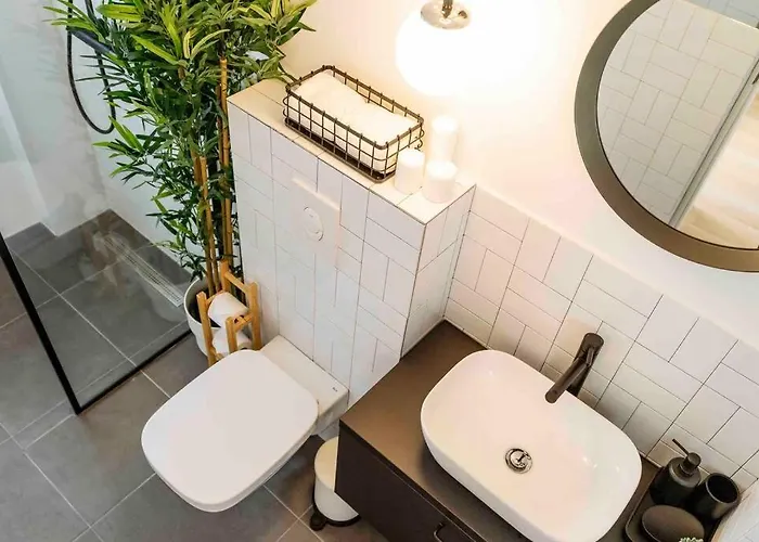 Amazing Views Rooftop Flat - Amzei Square דירה בוקרשט