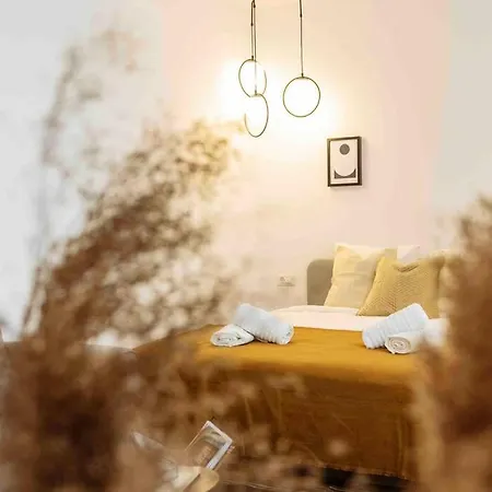 公寓 Amazing Views Rooftop Flat - Amzei Square 布加勒斯特