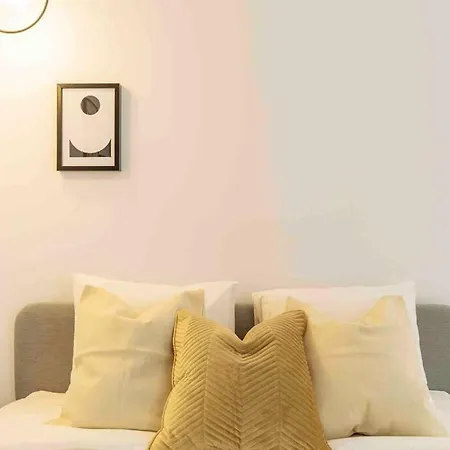 Amazing Views Rooftop Flat - Amzei Square * Bukarest