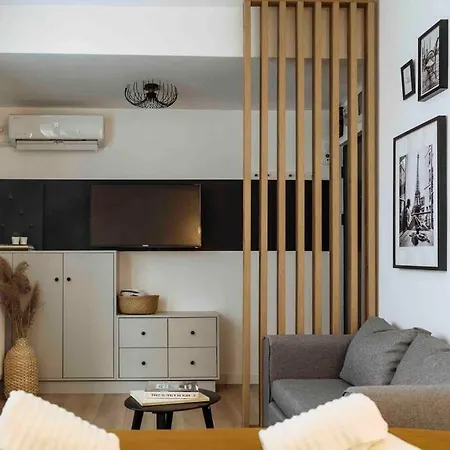 Amazing Views Rooftop Flat - Amzei Square Apartment Bukarest